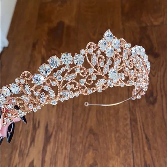 Rose Gold Tiara w/ Crystals - Picture 3 of 6